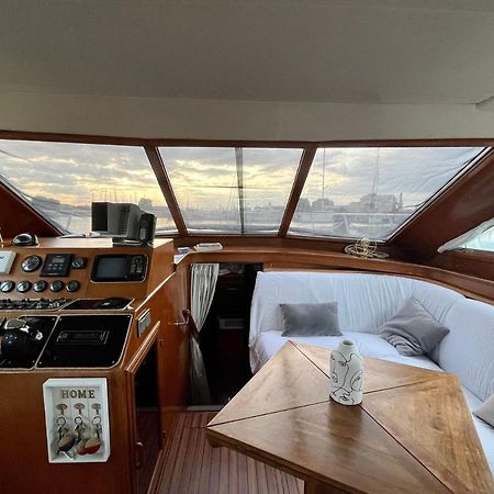 Hotel Navi Yacht A Sete, 2 A 8 Couchages, Privatif Exterior foto