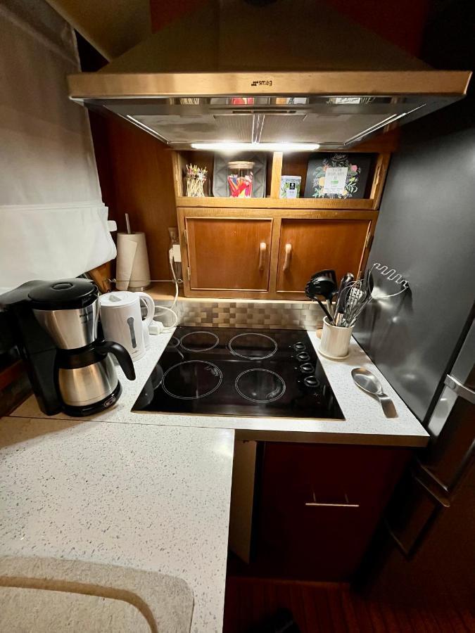 Hotel Navi Yacht A Sete, 2 A 8 Couchages, Privatif Exterior foto