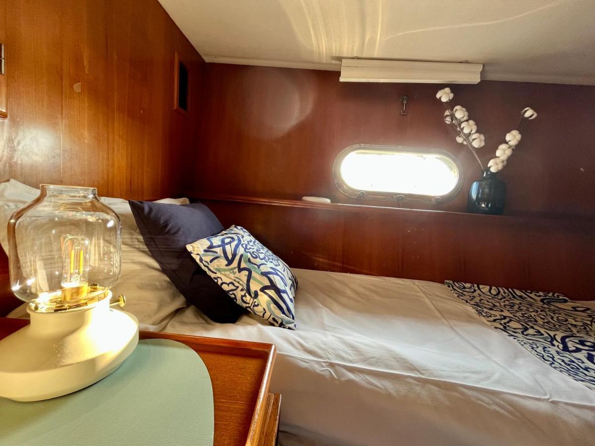 Hotel Navi Yacht A Sete, 2 A 8 Couchages, Privatif Exterior foto