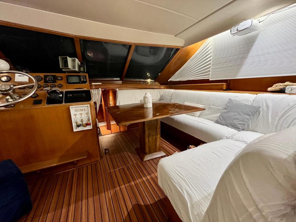 Hotel Navi Yacht A Sete, 2 A 8 Couchages, Privatif Exterior foto