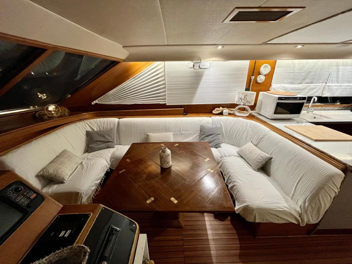 Hotel Navi Yacht A Sete, 2 A 8 Couchages, Privatif Exterior foto